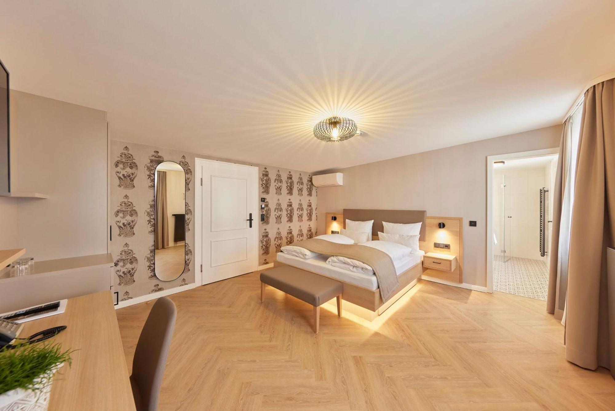 Hotel Wuerttemberger Hof Öhringen Esterno foto