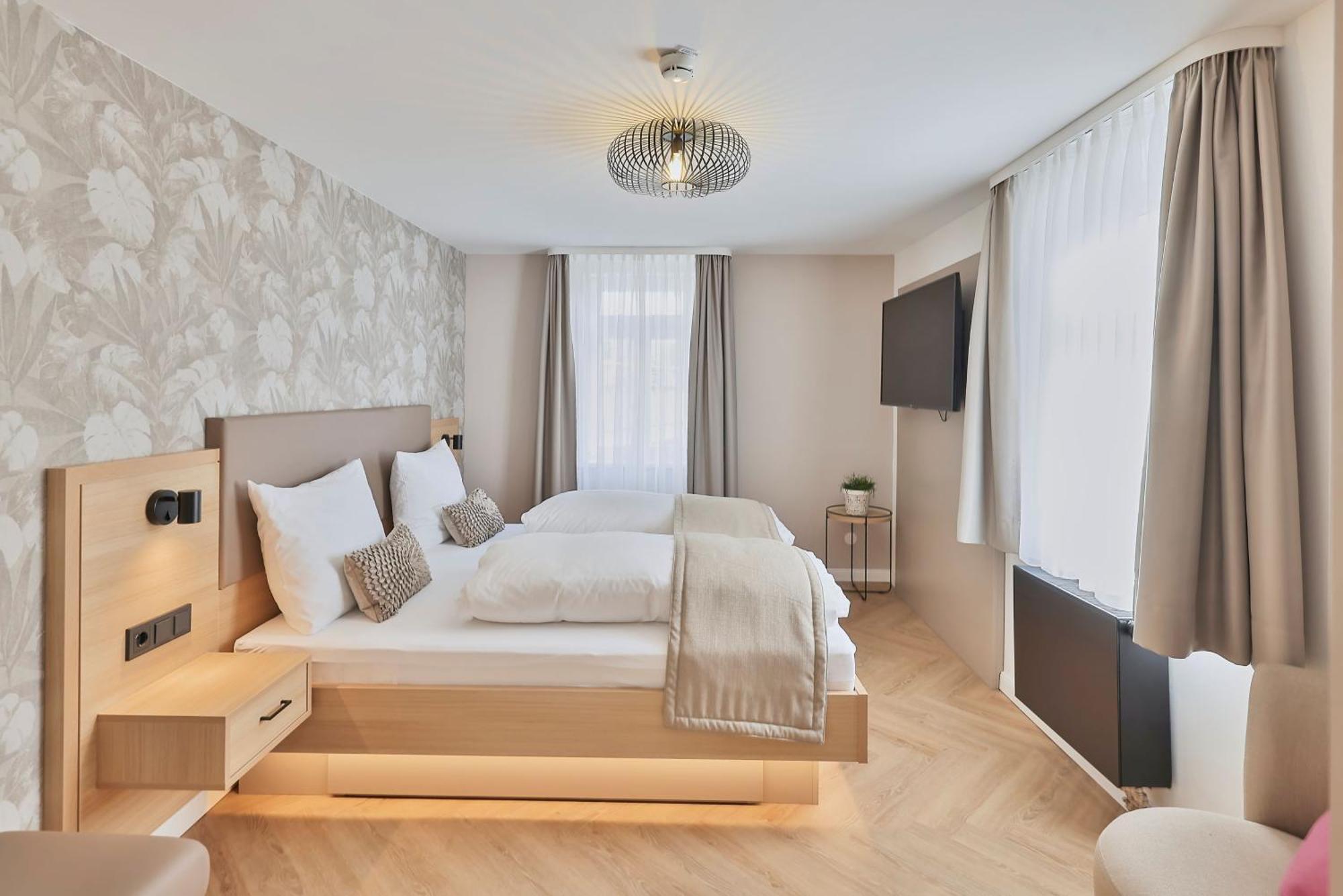 Hotel Wuerttemberger Hof Öhringen Esterno foto